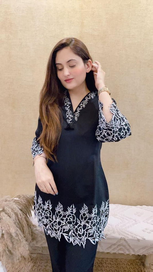 Stylish cord sets for this Summer which gives you a cool n stylish look - Black